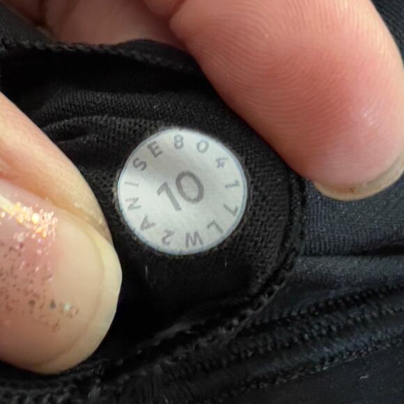 Lululemon 10 Break Free Bra Floral Peony Mesh Back Detail Gym Yoga - Picture 9 of 9